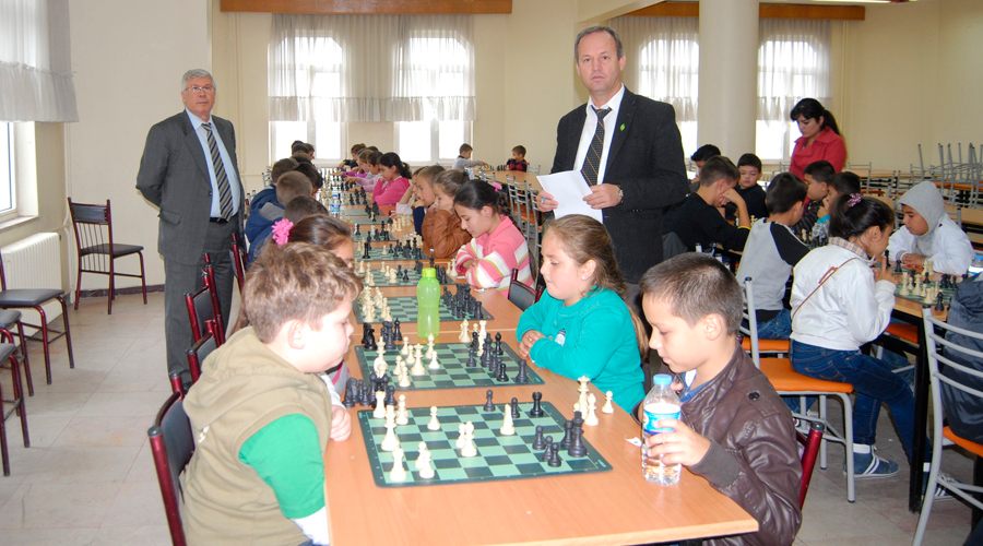 Cumhuriyet Bayramı satranç turnuvası yapıldı 