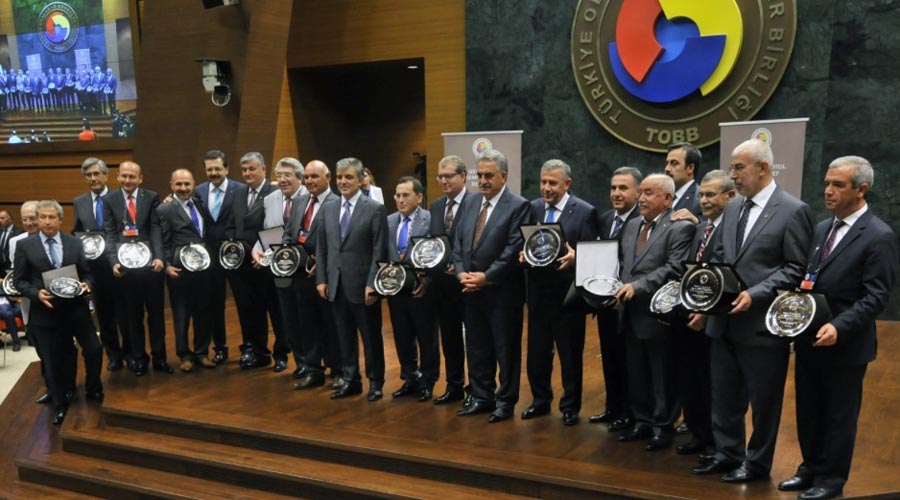 Yılmaz ödülünü Cumhurbaşkanı Gül