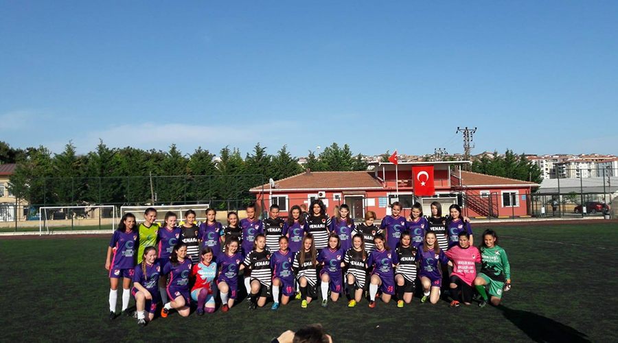 Bayan Futbol Yaz Spor Okulları başladı