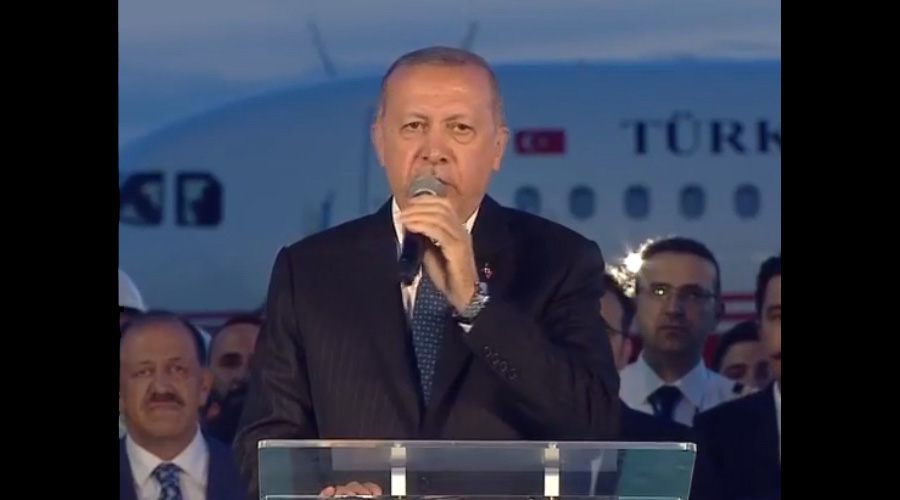 3. Havaalanına ilk inişi Cumhurbaşkanı Erdoğan yaptı