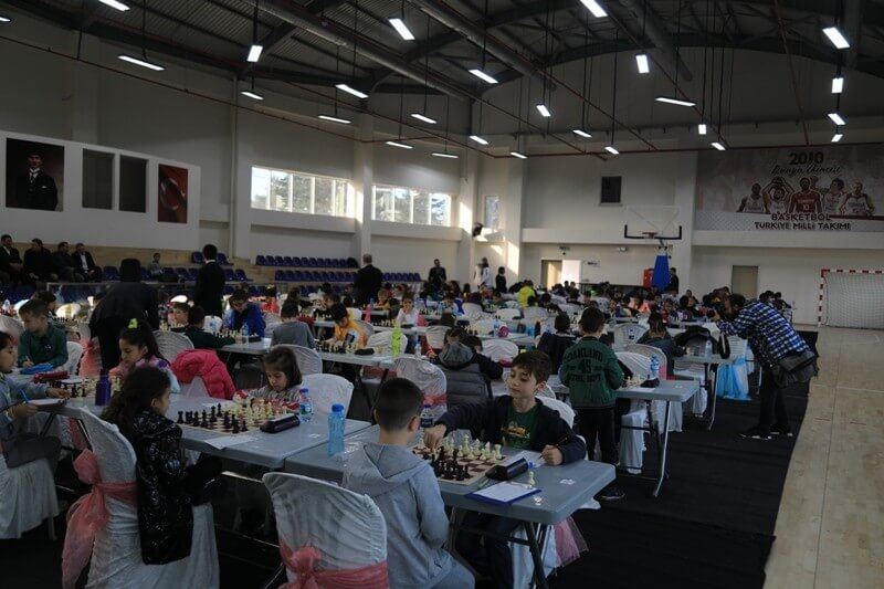 Fetih Kupası Satranç Turnuvası düzenleniyor
