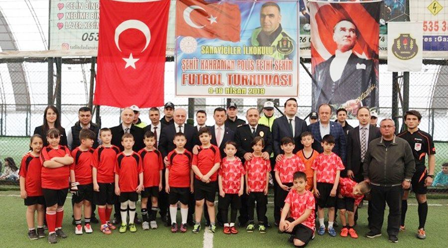 Şehit Polis Fethi Sekin anısına turnuva düzenlendi