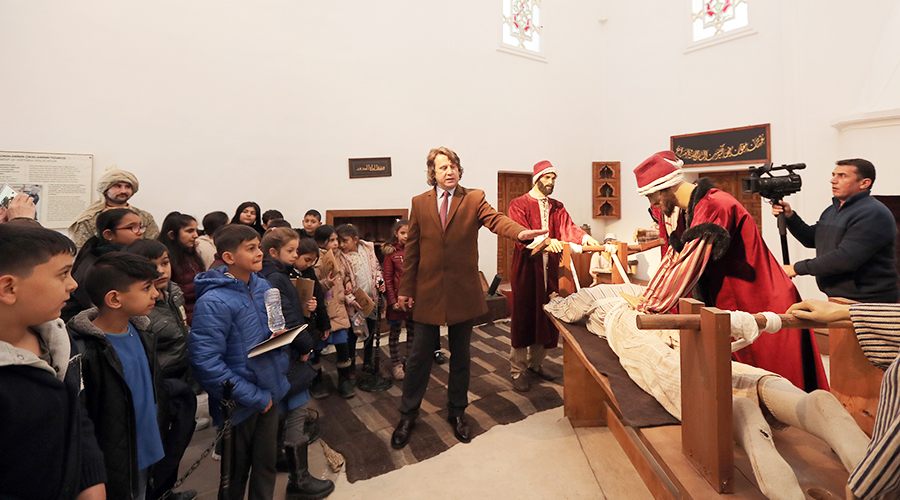 "Gönül Elçileri Çocuk Akademisi" projesi başladı